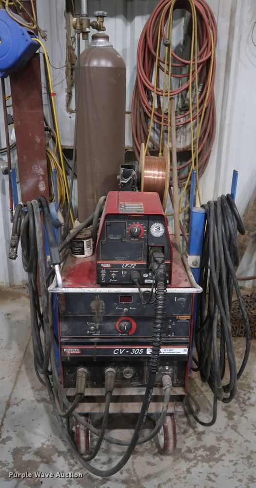 image for item IY9182 Lincoln CV-305  welder