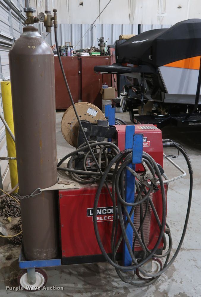 image for item IY9182 Lincoln CV-305  welder