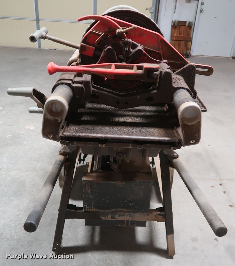 image for item IY9184 Ridgid 1224  pipe threader