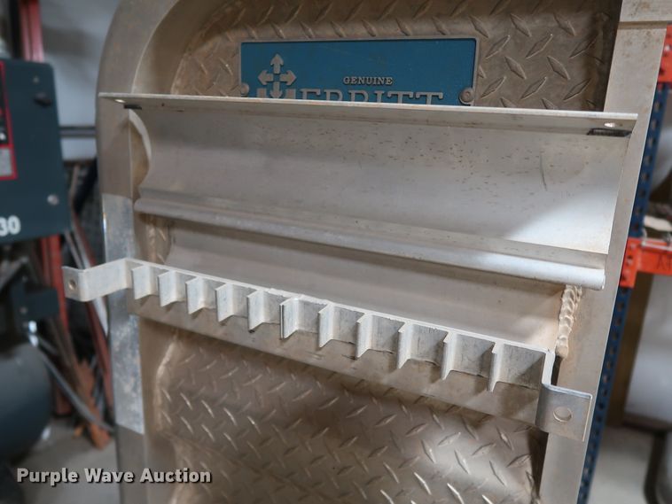 image for item IY9187 Merritt  aluminum headache rack