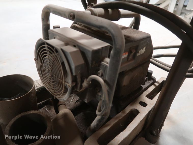 image for item IY9190 (7) hydraulic porto-power units