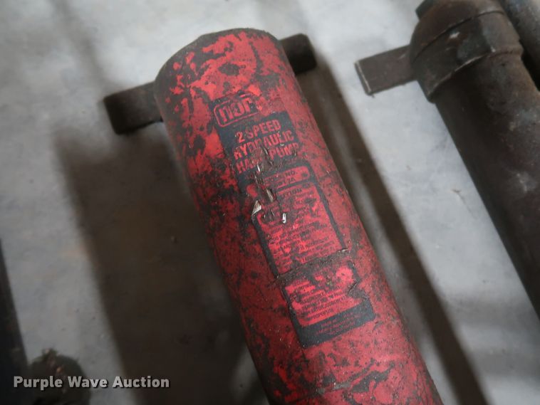 image for item IY9190 (7) hydraulic porto-power units