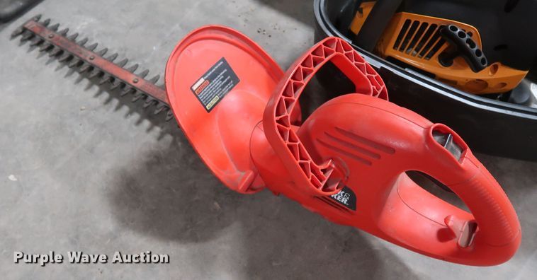 image for item IY9191 Lawn and garden equipment