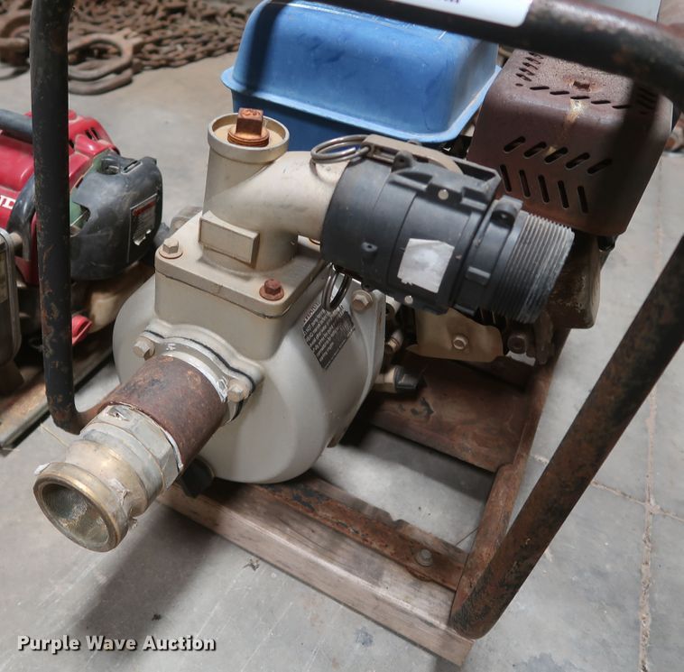 image for item IY9192 (4) pumps