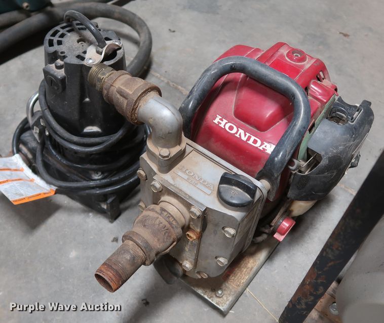 image for item IY9192 (4) pumps