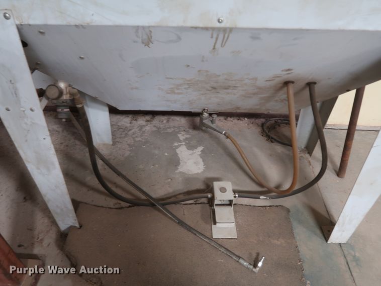 image for item IY9193 Allsource 41500  abrasive blast cabinet