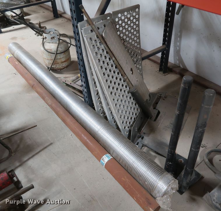 image for item IY9194 Truck parts and accessories