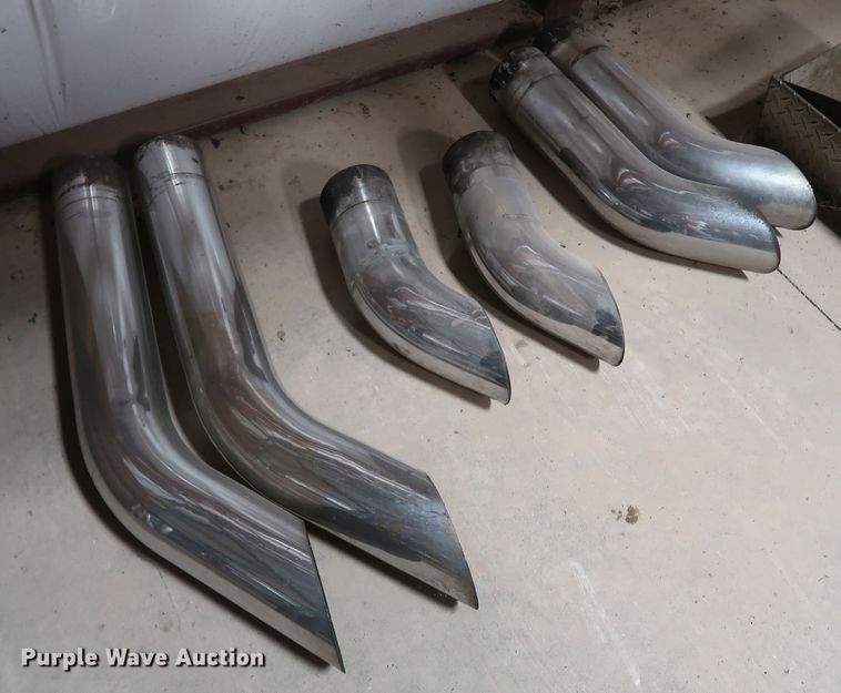 image for item IY9194 Truck parts and accessories