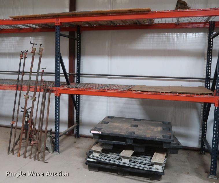 image for item IY9197 Husky  pallet racking