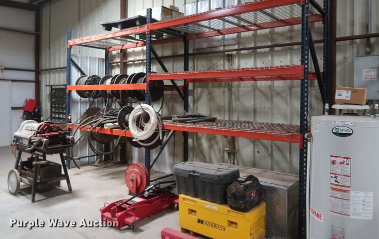 image for item IY9197 Husky  pallet racking