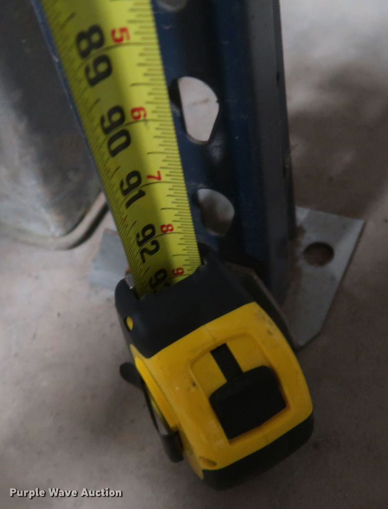 image for item IY9197 Husky  pallet racking