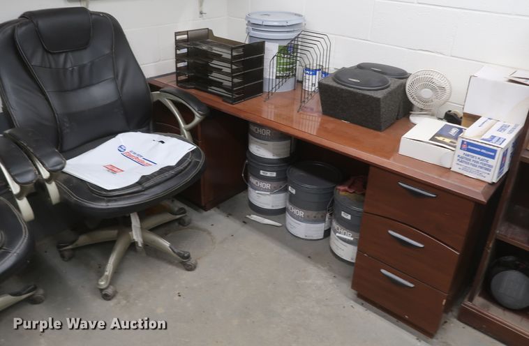 image for item IY9198 (9) pieces of furniture