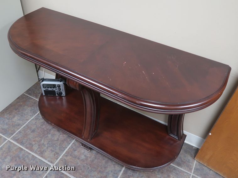 image for item IY9200 (6) pieces of furniture