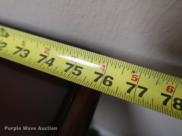 image for item IY9201 (7) pieces of furniture