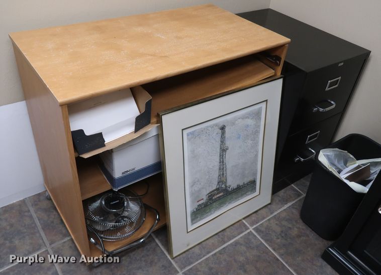 image for item IY9201 (7) pieces of furniture