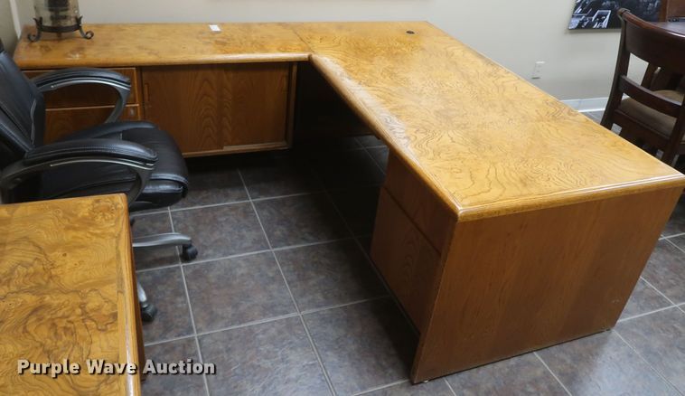 image for item IY9202 (13) pieces of furniture