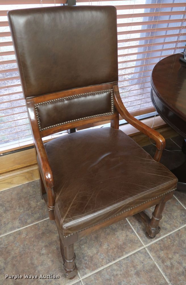 image for item IY9203 (6) pieces of furniture