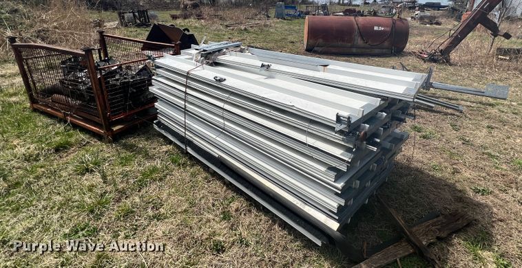 image for item JH9212 Approximately 5 overhead doors