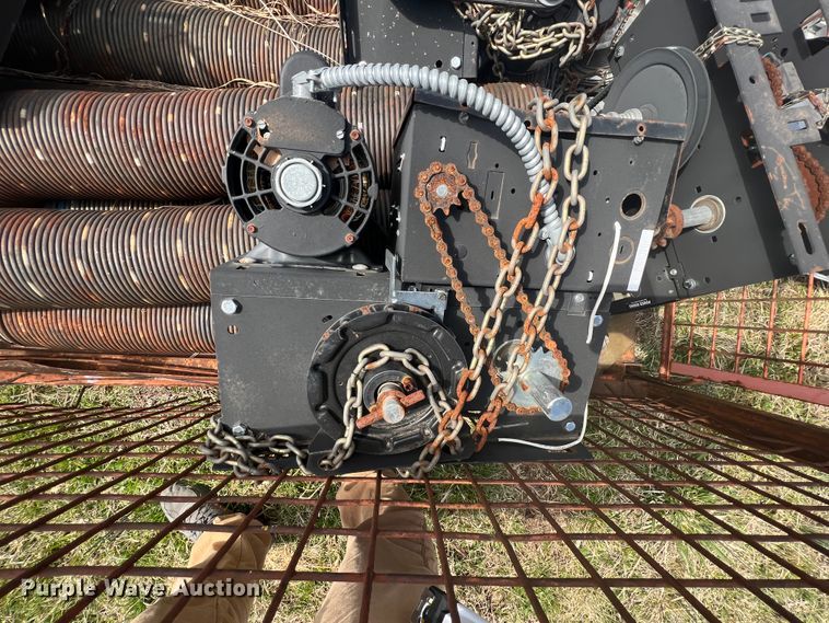 image for item JH9212 Approximately 5 overhead doors