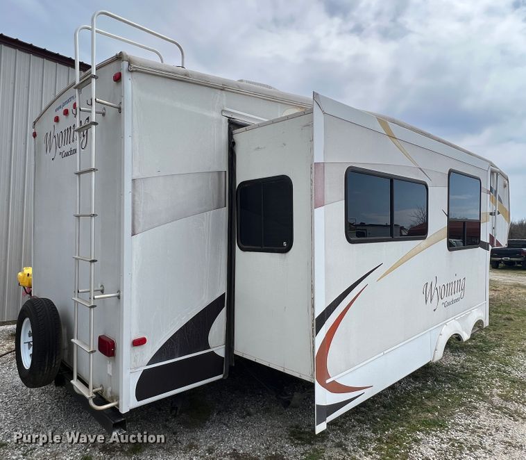 image for item JH9219 2008 Coachmen Wyoming  camper