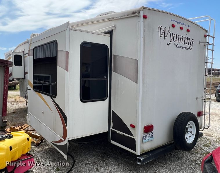 image for item JH9219 2008 Coachmen Wyoming  camper