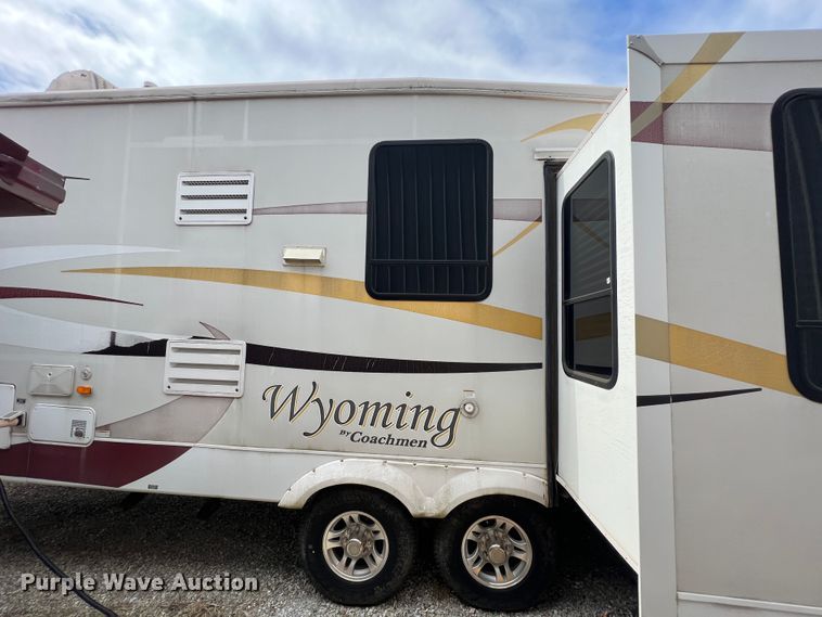 image for item JH9219 2008 Coachmen Wyoming  camper