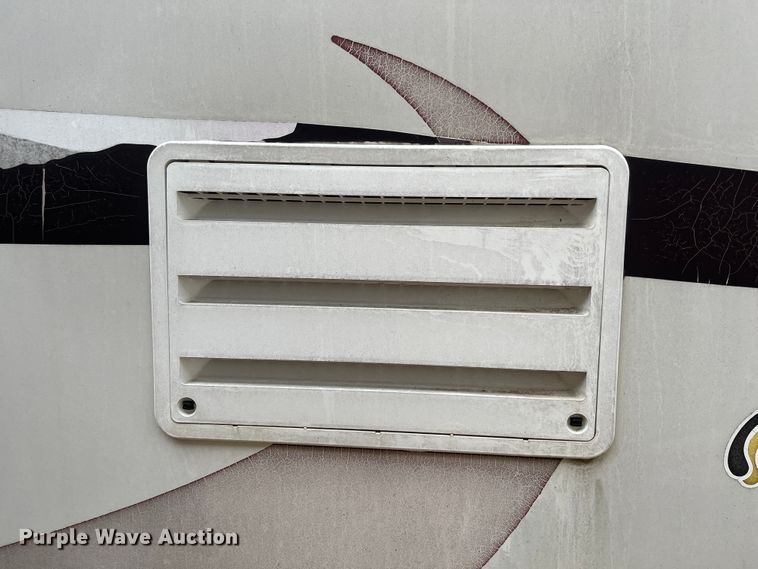 image for item JH9219 2008 Coachmen Wyoming  camper