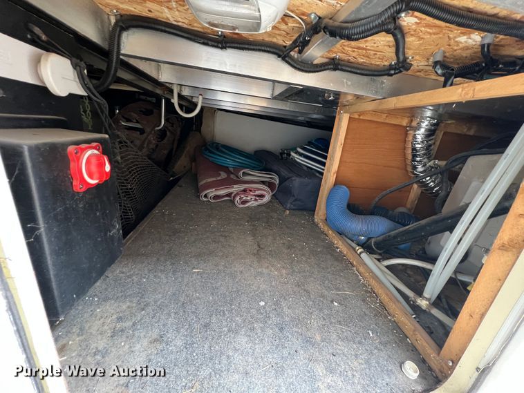 image for item JH9219 2008 Coachmen Wyoming  camper