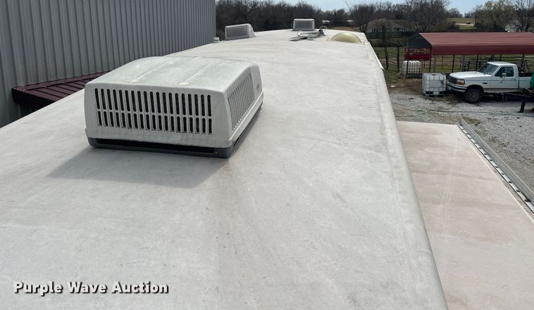 image for item JH9219 2008 Coachmen Wyoming  camper