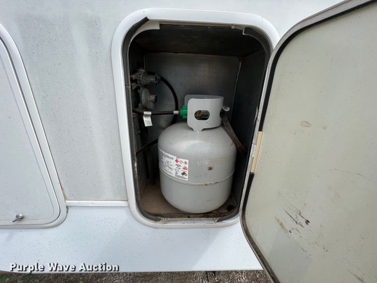 image for item JH9219 2008 Coachmen Wyoming  camper