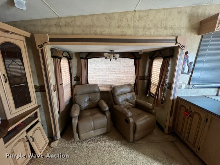 image for item JH9219 2008 Coachmen Wyoming  camper