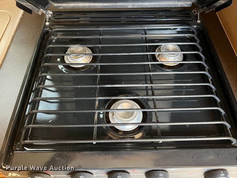 image for item JH9219 2008 Coachmen Wyoming  camper