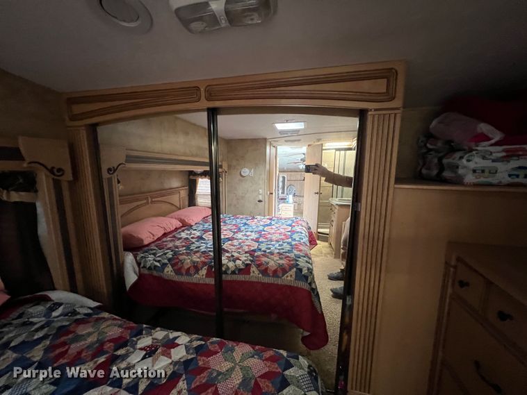 image for item JH9219 2008 Coachmen Wyoming  camper