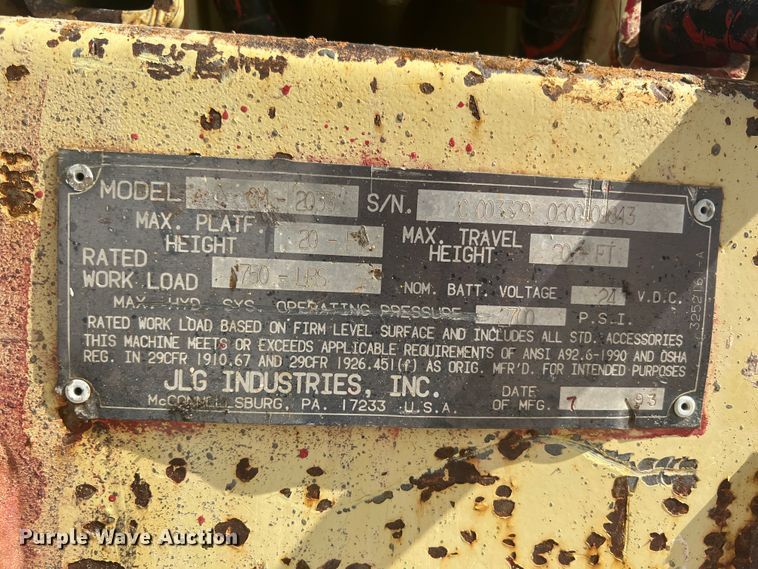 image for item JH9221 1993 JLG Commander  scissor lift