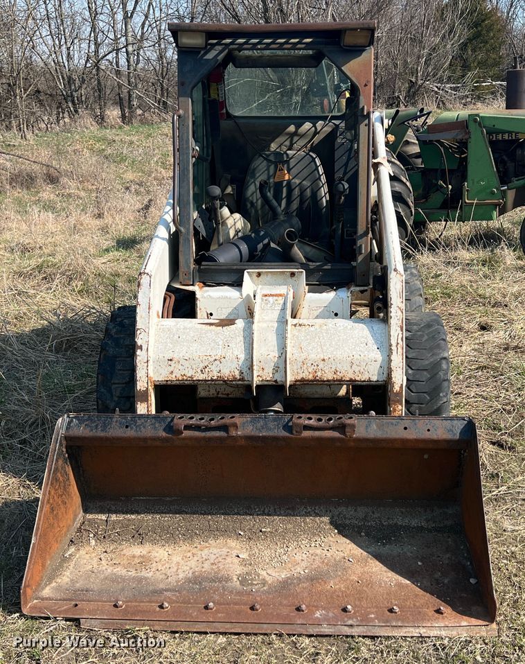 image for item JH9226 1997 Bobcat 753  skid steer loader