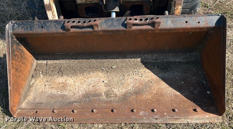 image for item JH9226 1997 Bobcat 753  skid steer loader