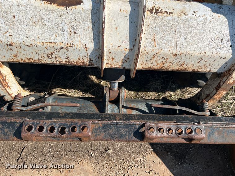 image for item JH9226 1997 Bobcat 753  skid steer loader