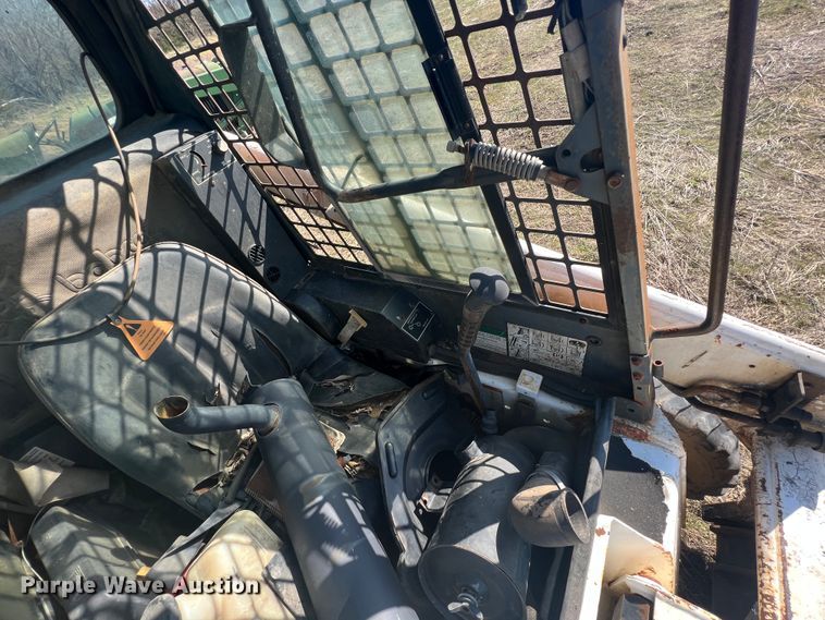 image for item JH9226 1997 Bobcat 753  skid steer loader