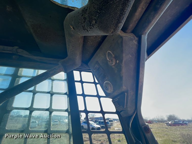 image for item JH9226 1997 Bobcat 753  skid steer loader