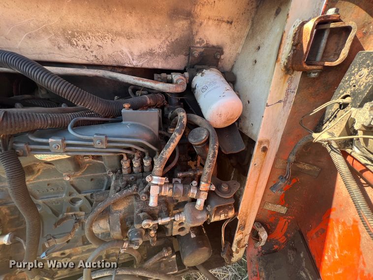 image for item JH9226 1997 Bobcat 753  skid steer loader