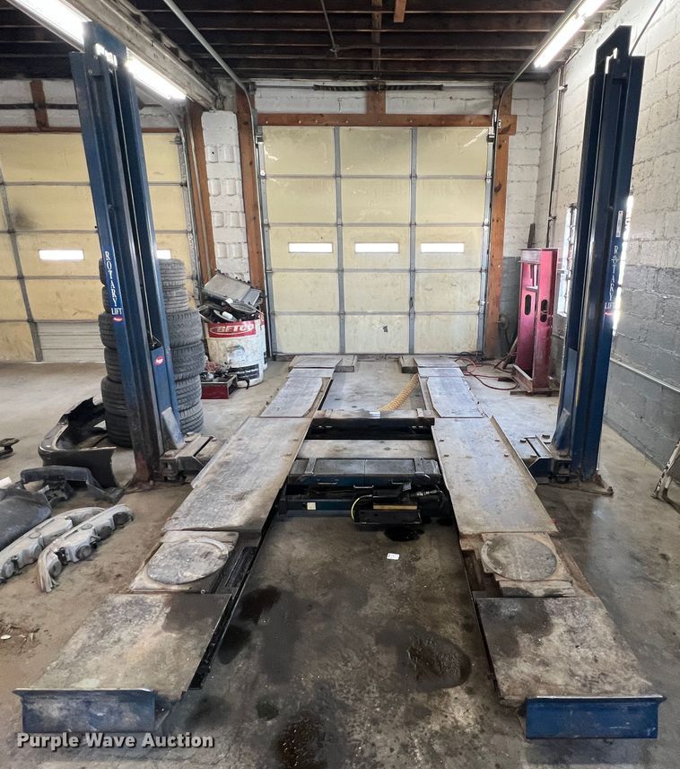 image for item JH9228 Rotary  two post automotive lift