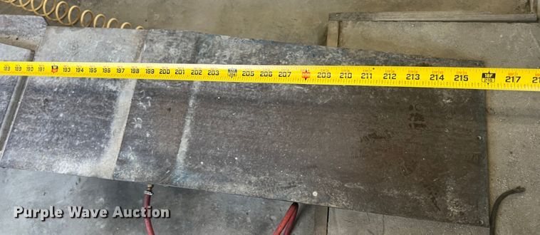 image for item JH9228 Rotary  two post automotive lift