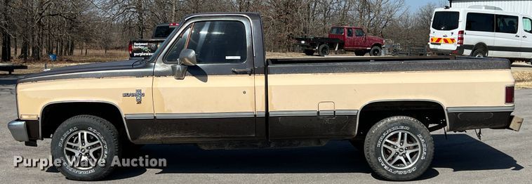 image for item JH9229 1984 Chevrolet C10  pickup truck