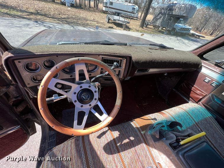 image for item JH9229 1984 Chevrolet C10  pickup truck