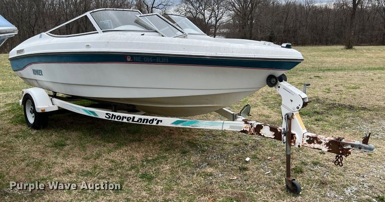 image for item JH9236 1993 Rinker 180  boat