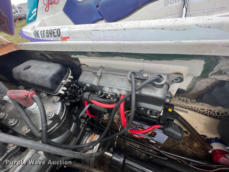 image for item JH9237 (2) Personal watercraft