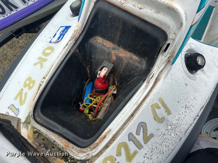 image for item JH9237 (2) Personal watercraft