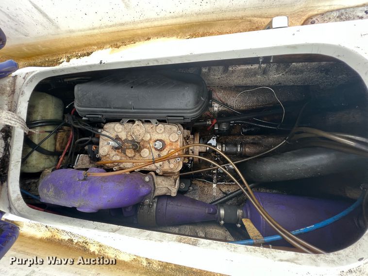 image for item JH9237 (2) Personal watercraft