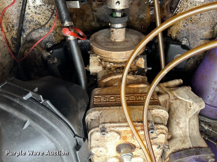 image for item JH9237 (2) Personal watercraft