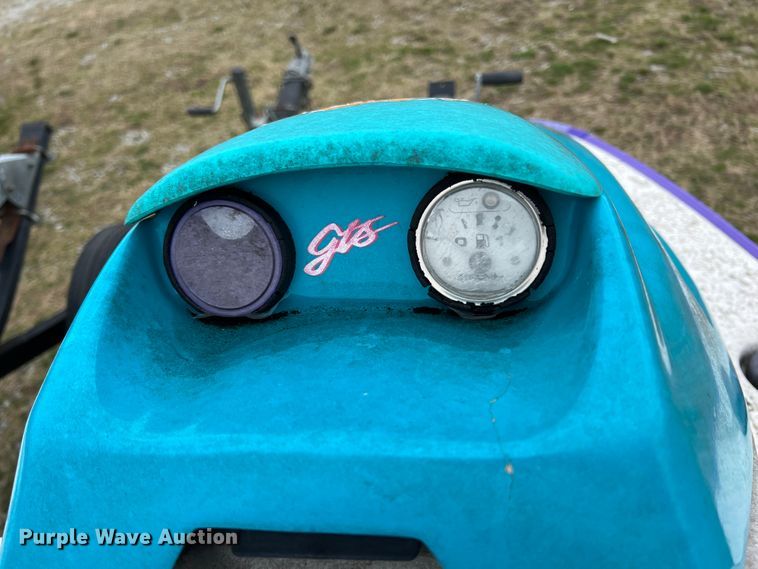 image for item JH9237 (2) Personal watercraft